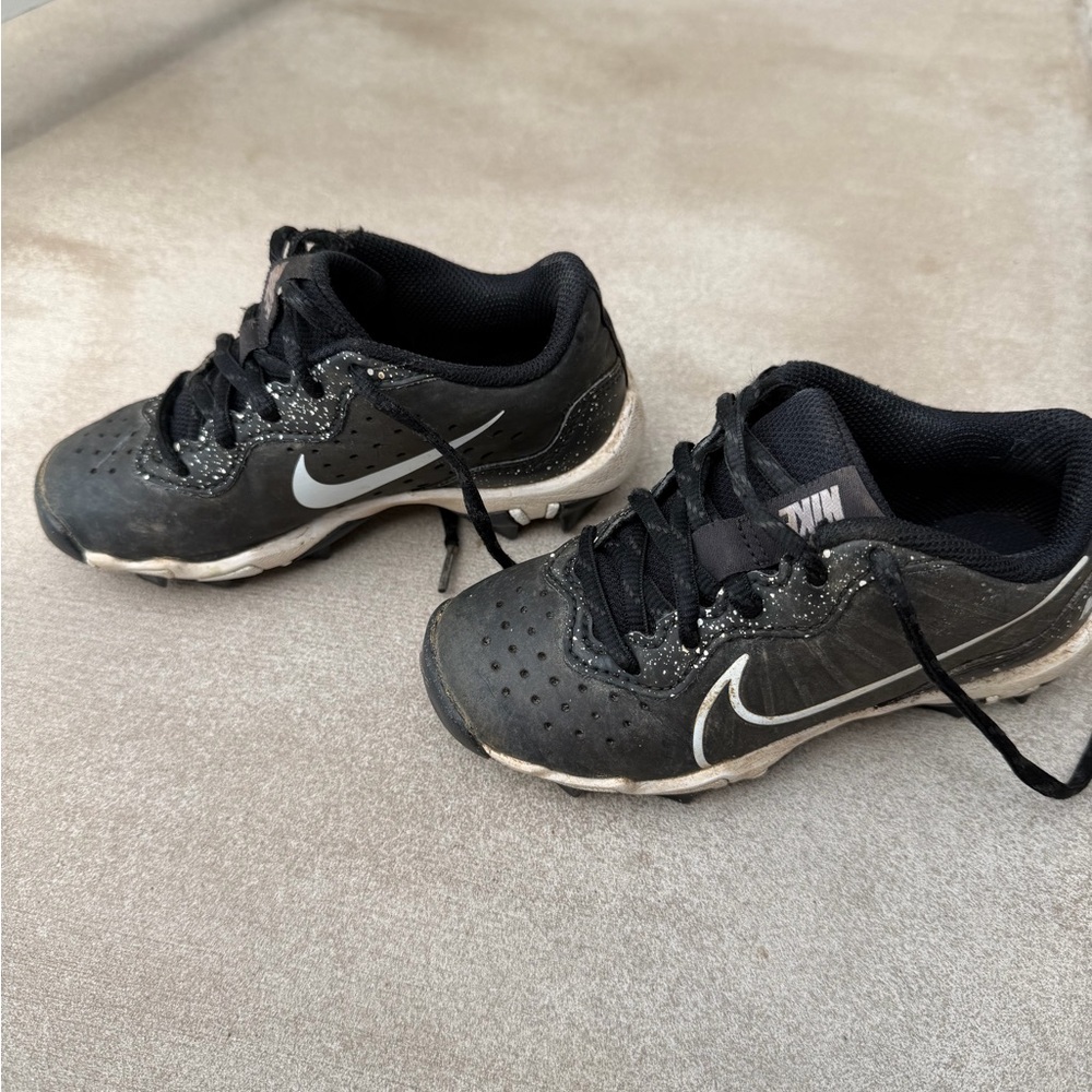 Nike Kids Size 11 Cleats